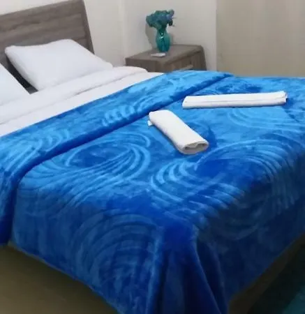Elena Luxury Daire Peyia